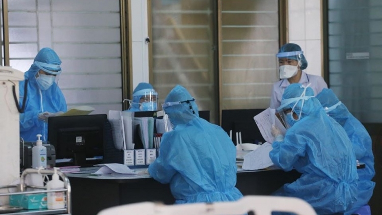 Vietnam reports 6,957 new COVID-19 infections and over 27,500 recoveries